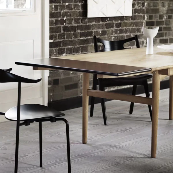 CH88T Chaise - Carl Hansen & Son