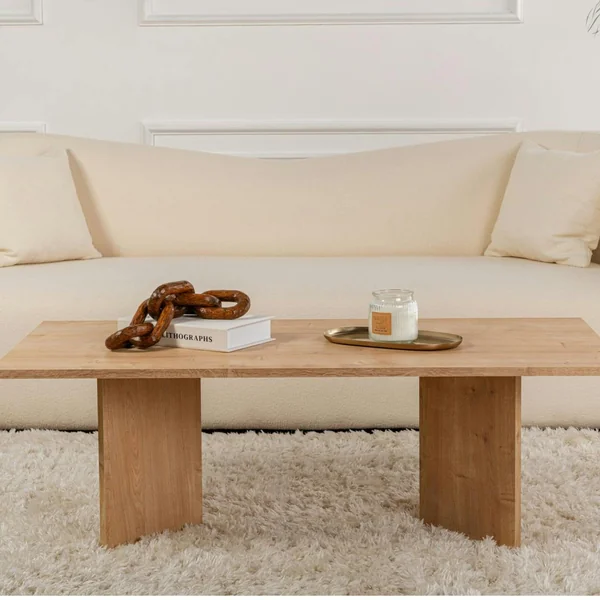 Table basse moderne effet chêne clair - pieds en V MARFA