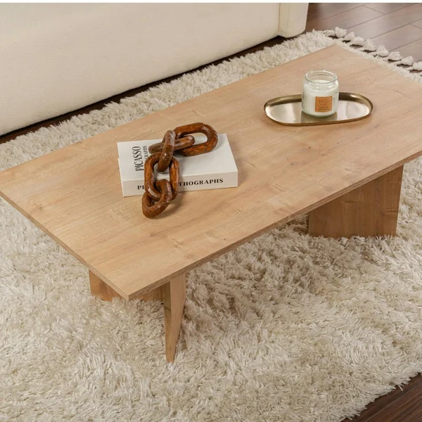 Table basse moderne effet chêne clair - pieds en V MARFA