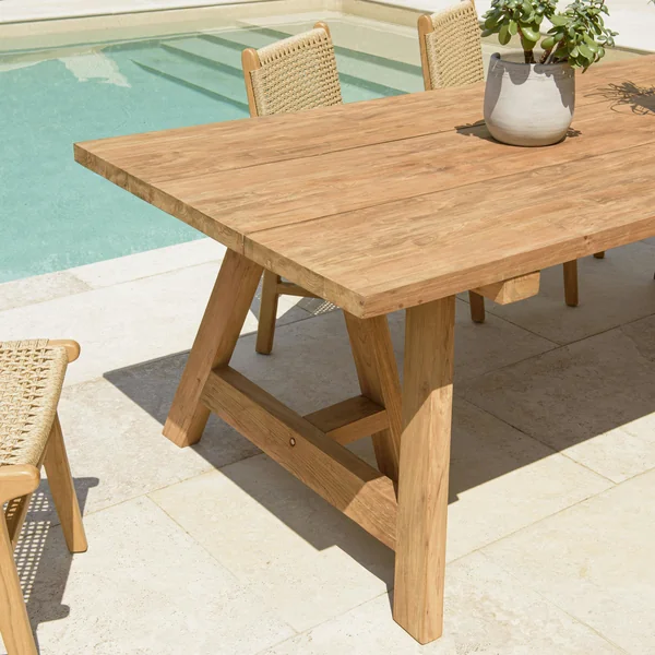 Table de jardin pieds tréteaux teck recyclé naturel 220 cm MANY