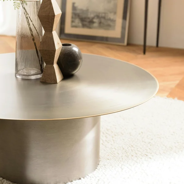 Table de salon ronde métal argenté bord doré D80 cm ZALA